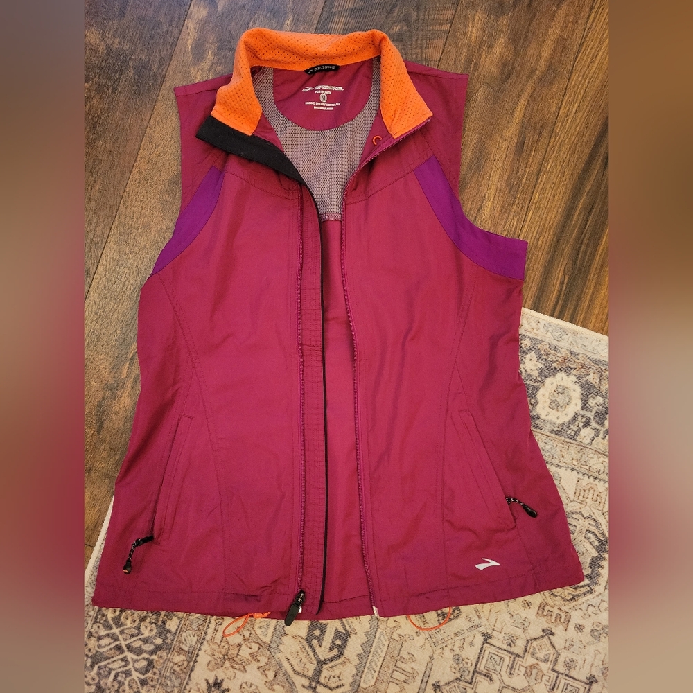 Brooks Women's Vest